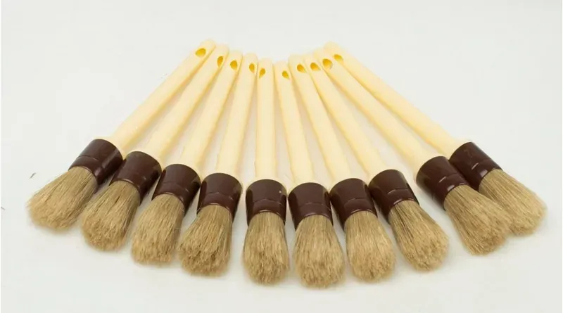 Lincoln Horse Care Accessories Hoof Oil Brushes in Brown